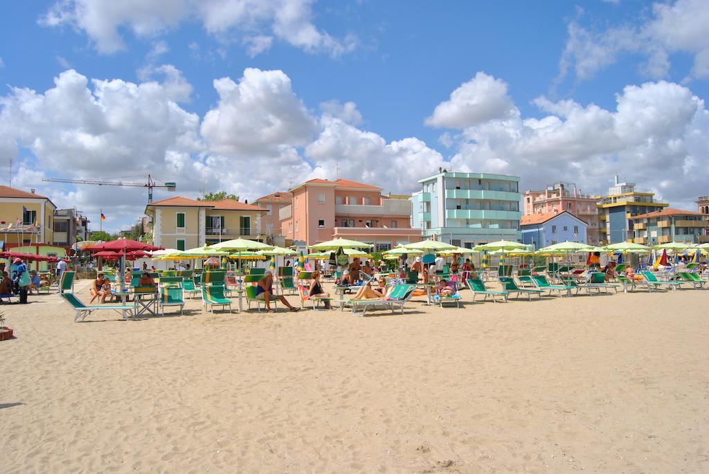 Hotel Vistamare Viserba Rimini Eksteriør billede